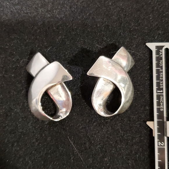 Silver earrings - Picture 3 of 4